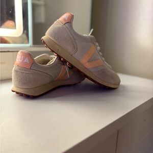 Veja Cream and Peach Sneakers